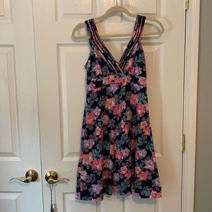 Tommy Bahama medium floral casual dress